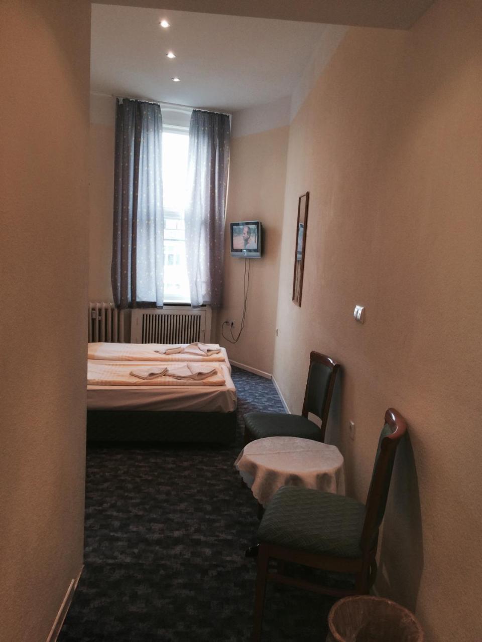 Hotel-Pension Gribnitz Berlin Exteriör bild